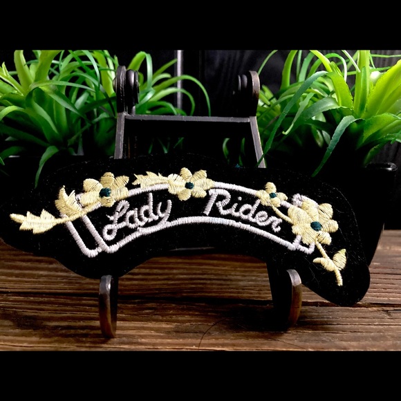 Rare Vintage Harley Davidson Patch Lady Rider Scroll Flowers Daisy - Picture 4 of 5